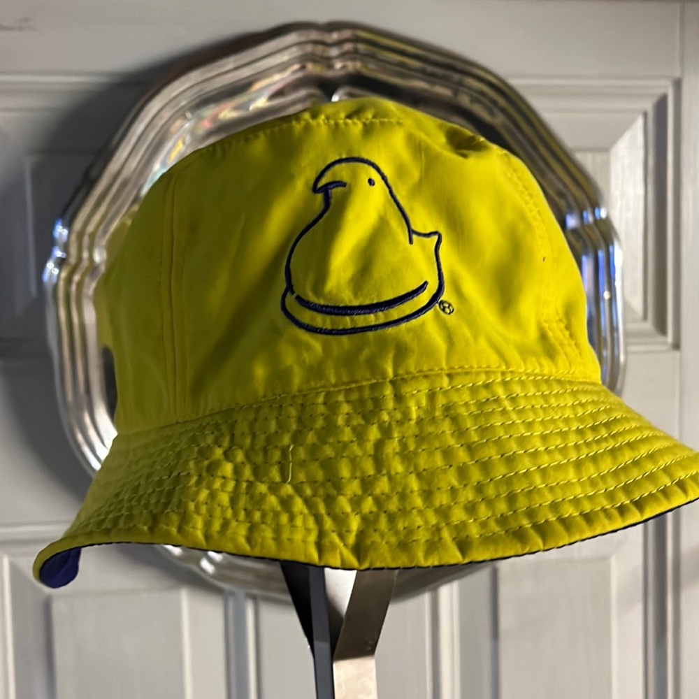 YELLOW “PEEPS” BUCKET HAT